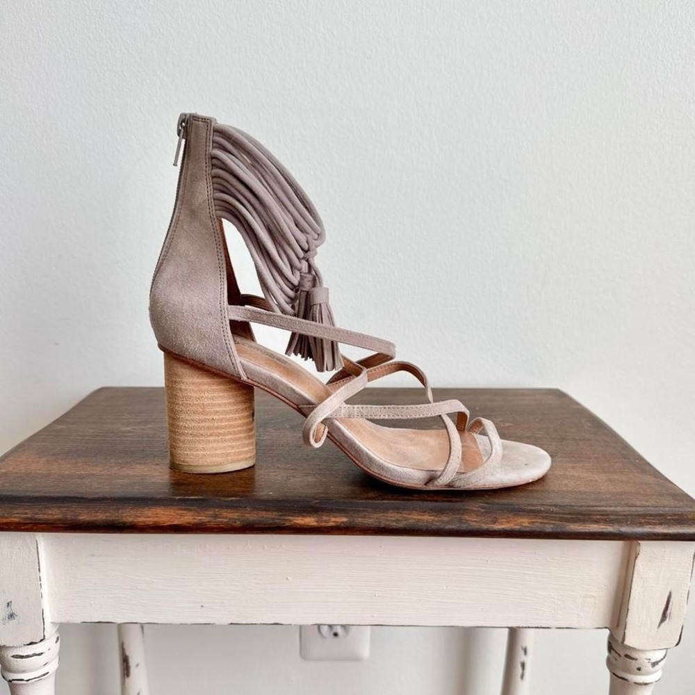 Jeffrey Campbell Suede Tassel Heel taupe tan Size 8.5 leather